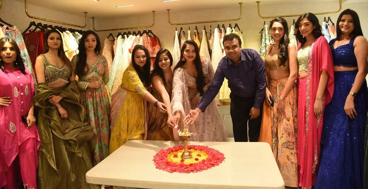 Singhania's opens new showroom in Banjara Hills